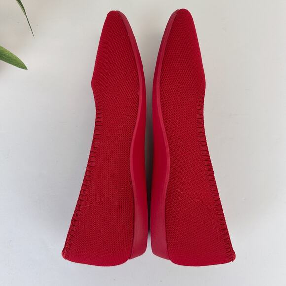 Vivaia Lightweight Almond Toe Ballet Flats Ruby Red Comfort Shoe EU 38.5 US 7.5‎ - Picture 6 of 9